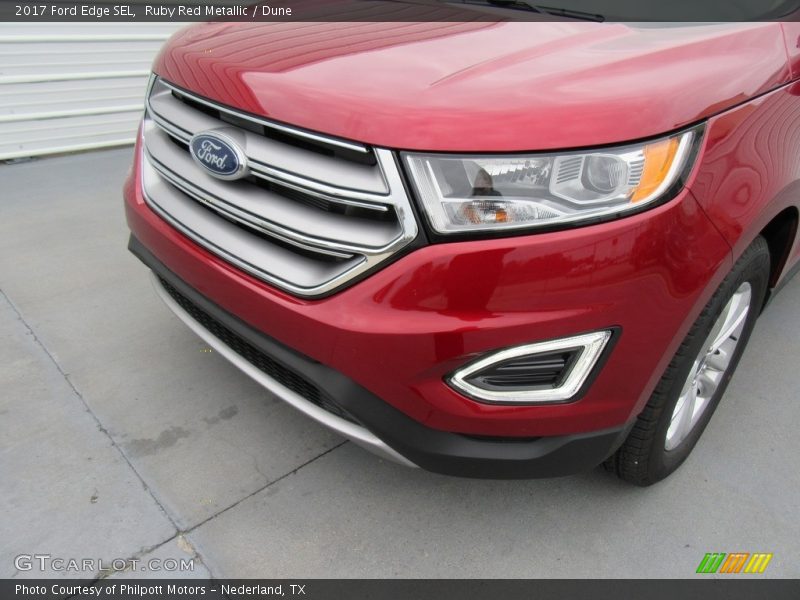 Ruby Red Metallic / Dune 2017 Ford Edge SEL