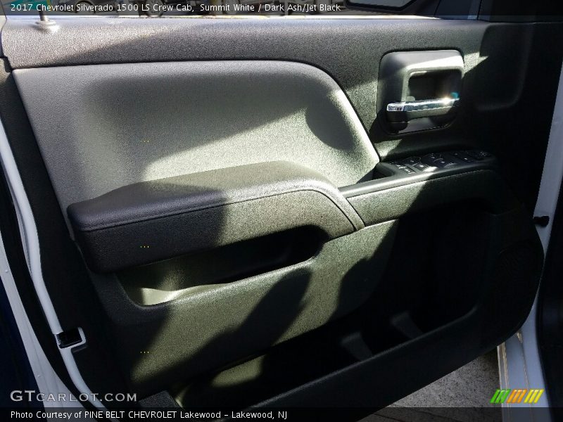 Summit White / Dark Ash/Jet Black 2017 Chevrolet Silverado 1500 LS Crew Cab