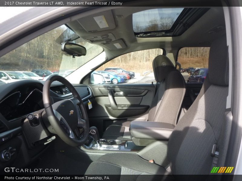 Iridescent Pearl Tricoat / Ebony 2017 Chevrolet Traverse LT AWD