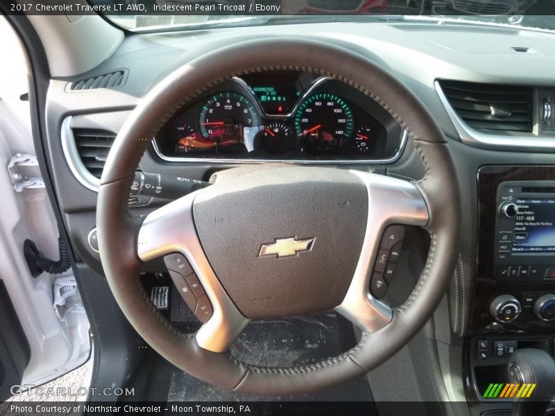 Iridescent Pearl Tricoat / Ebony 2017 Chevrolet Traverse LT AWD