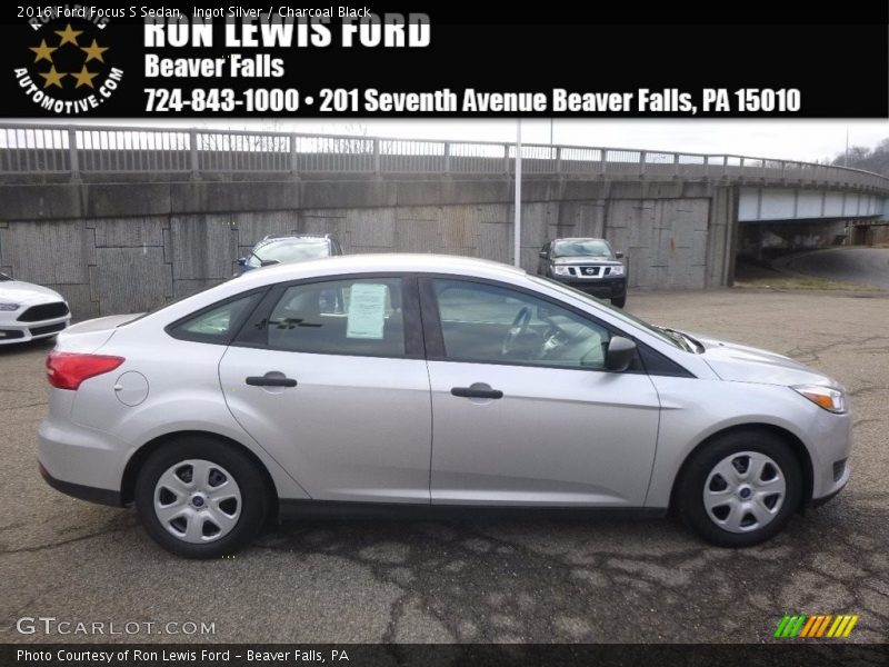 Ingot Silver / Charcoal Black 2016 Ford Focus S Sedan