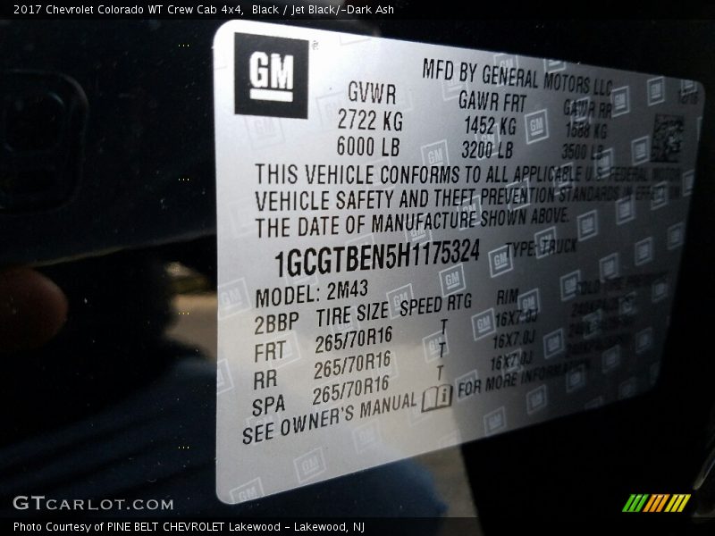 Black / Jet Black/­Dark Ash 2017 Chevrolet Colorado WT Crew Cab 4x4