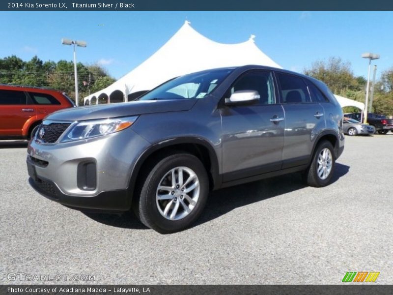 Titanium Silver / Black 2014 Kia Sorento LX
