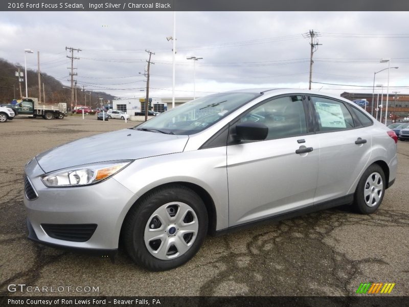 Ingot Silver / Charcoal Black 2016 Ford Focus S Sedan