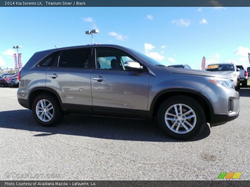 Titanium Silver / Black 2014 Kia Sorento LX
