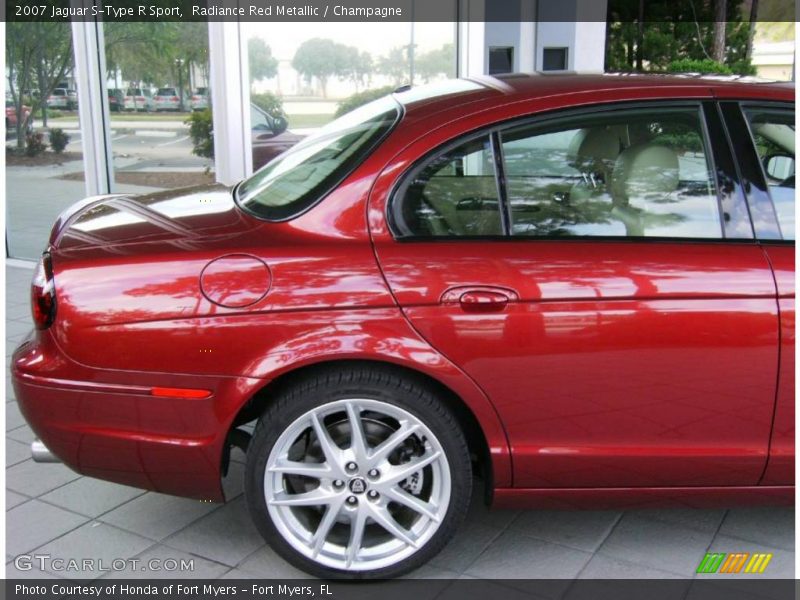 Radiance Red Metallic / Champagne 2007 Jaguar S-Type R Sport