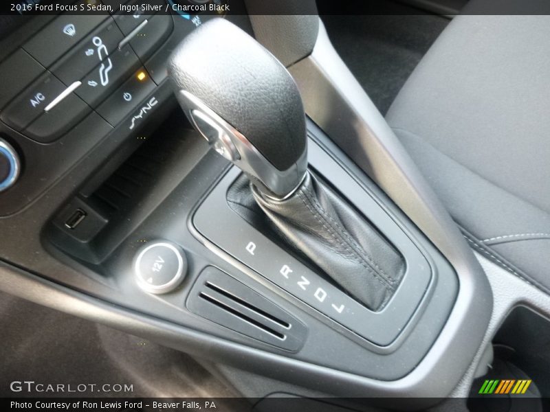 Ingot Silver / Charcoal Black 2016 Ford Focus S Sedan