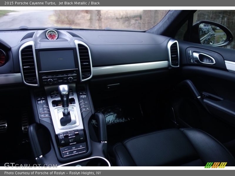 Jet Black Metallic / Black 2015 Porsche Cayenne Turbo
