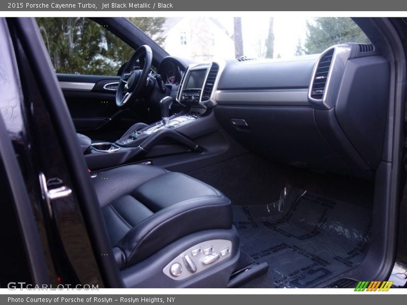 Jet Black Metallic / Black 2015 Porsche Cayenne Turbo