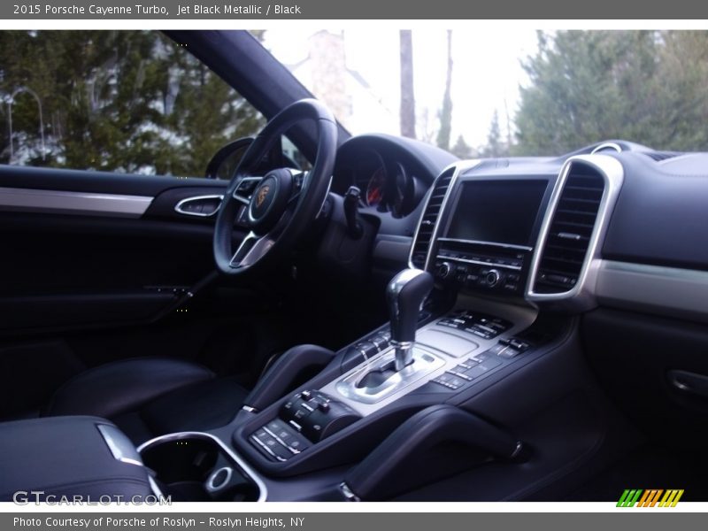 Jet Black Metallic / Black 2015 Porsche Cayenne Turbo