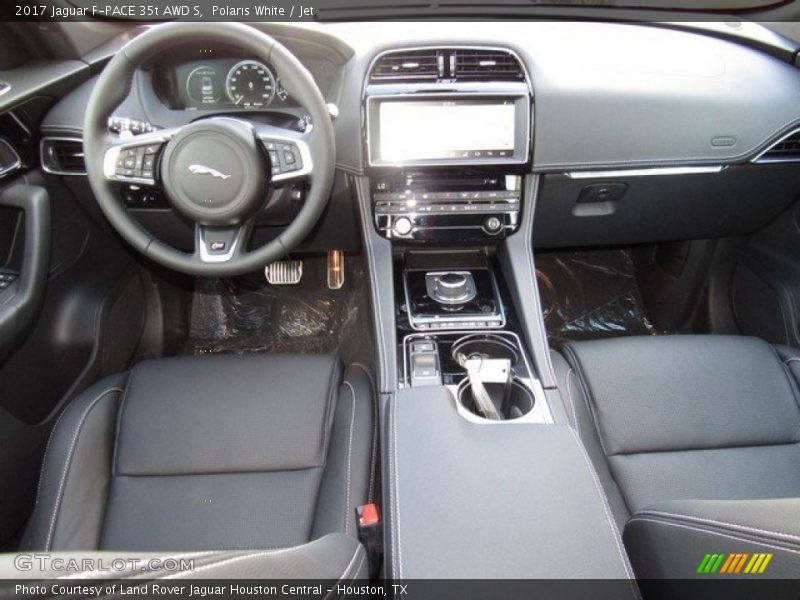 Polaris White / Jet 2017 Jaguar F-PACE 35t AWD S