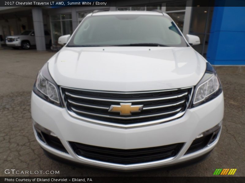 Summit White / Ebony 2017 Chevrolet Traverse LT AWD