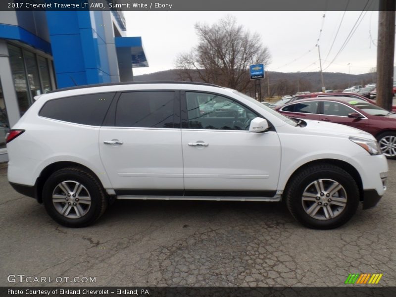 Summit White / Ebony 2017 Chevrolet Traverse LT AWD