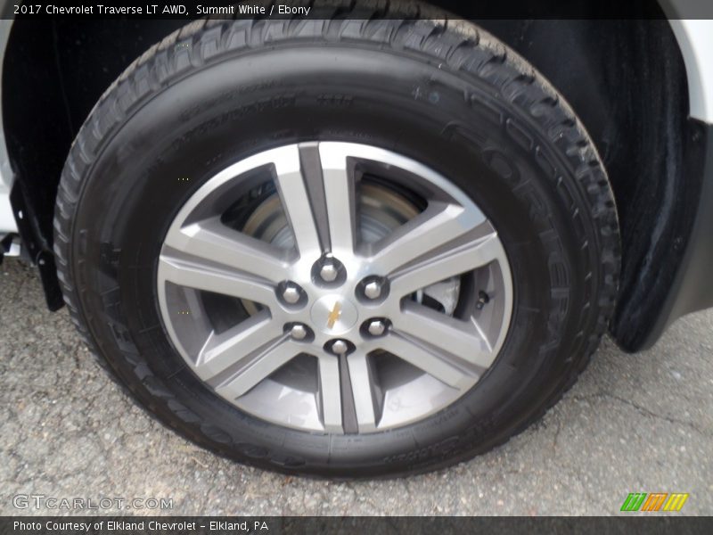 Summit White / Ebony 2017 Chevrolet Traverse LT AWD