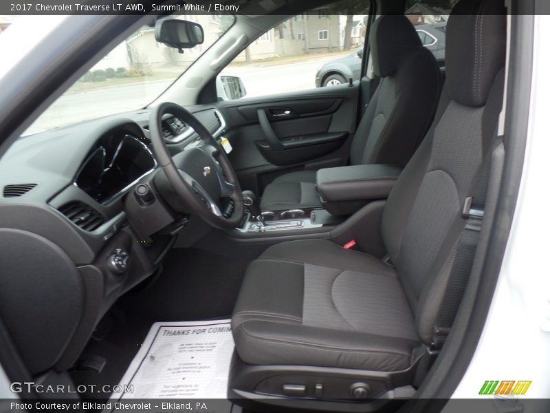 Summit White / Ebony 2017 Chevrolet Traverse LT AWD