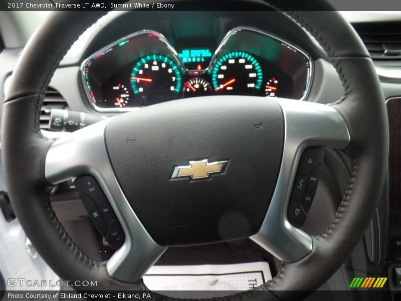 Summit White / Ebony 2017 Chevrolet Traverse LT AWD