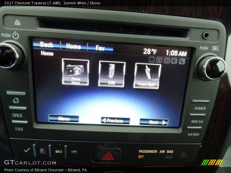 Summit White / Ebony 2017 Chevrolet Traverse LT AWD