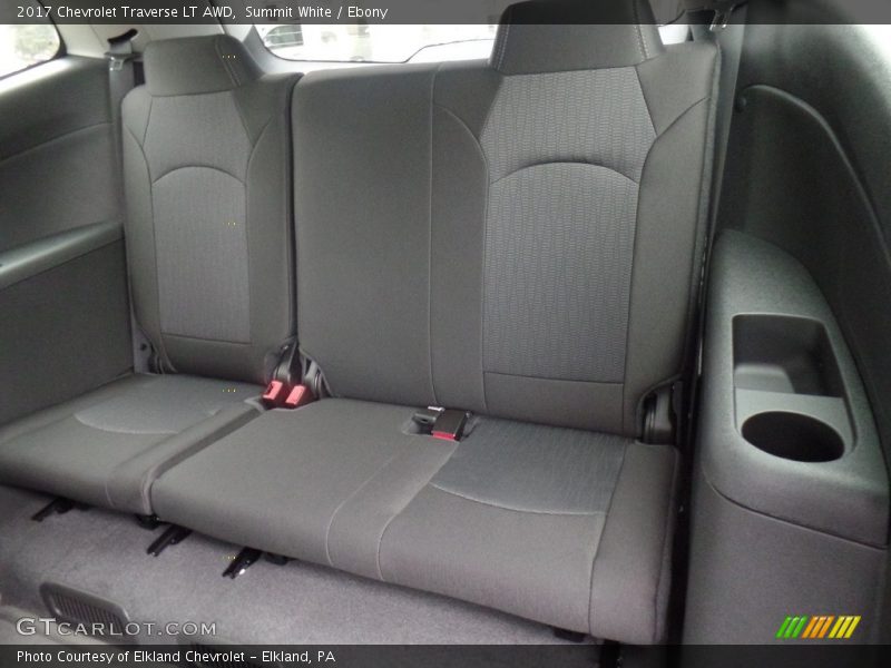 Summit White / Ebony 2017 Chevrolet Traverse LT AWD