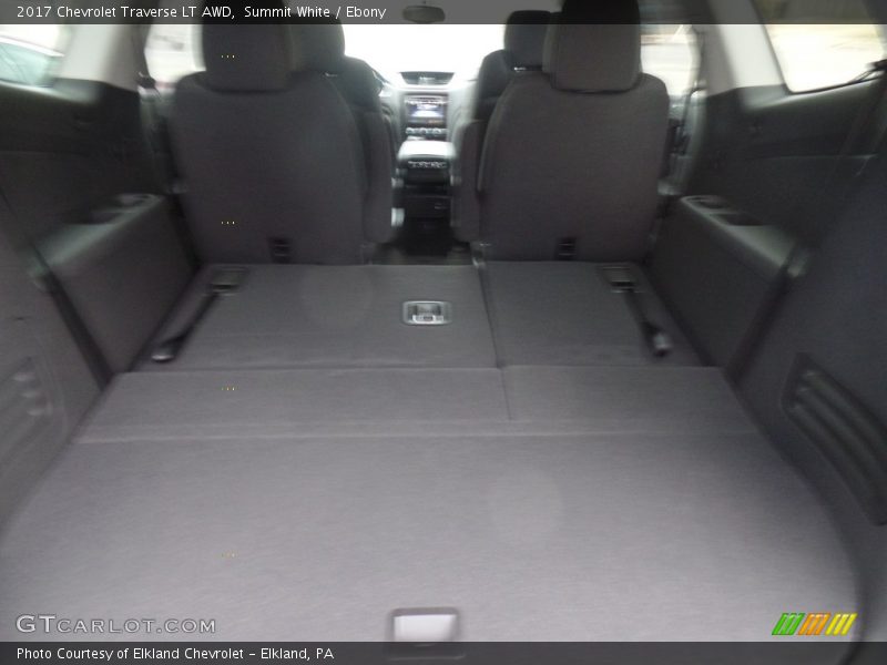 Summit White / Ebony 2017 Chevrolet Traverse LT AWD