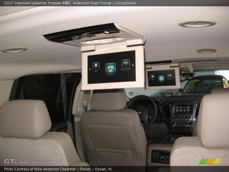 Iridescent Pearl Tricoat / Cocoa/Dune 2017 Chevrolet Suburban Premier 4WD