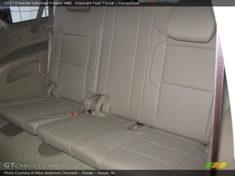Iridescent Pearl Tricoat / Cocoa/Dune 2017 Chevrolet Suburban Premier 4WD