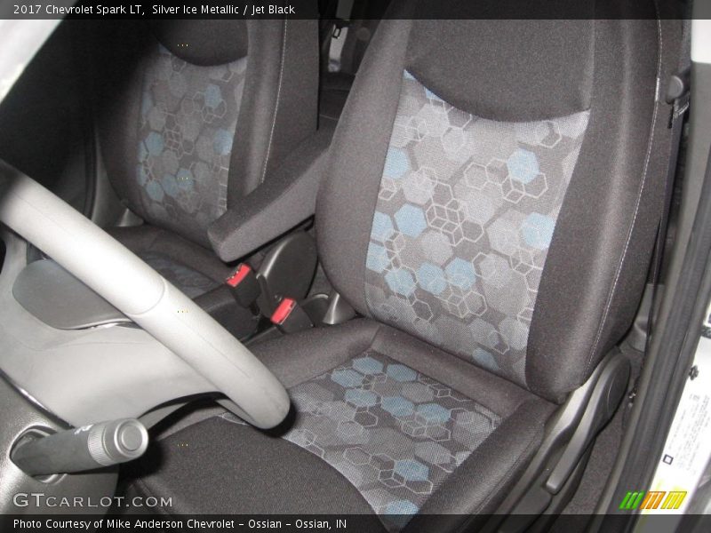 Silver Ice Metallic / Jet Black 2017 Chevrolet Spark LT