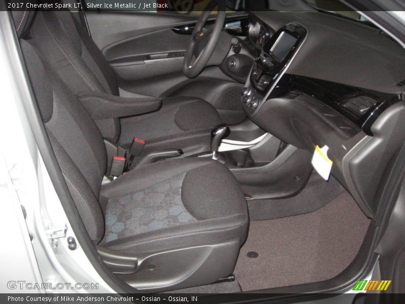 Silver Ice Metallic / Jet Black 2017 Chevrolet Spark LT