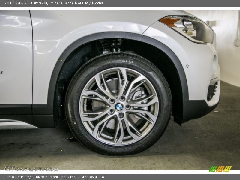 Mineral White Metallic / Mocha 2017 BMW X1 sDrive28i