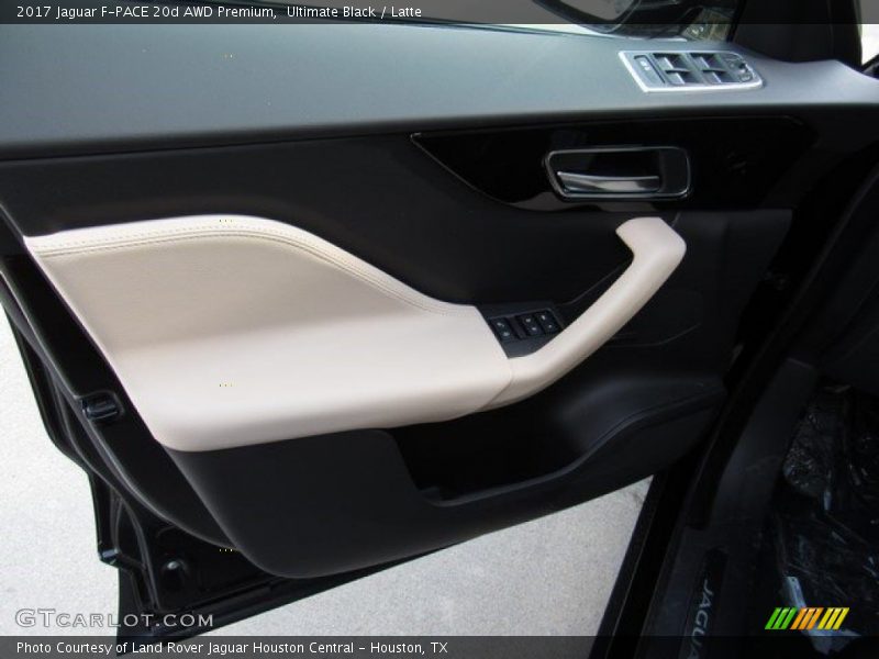 Ultimate Black / Latte 2017 Jaguar F-PACE 20d AWD Premium