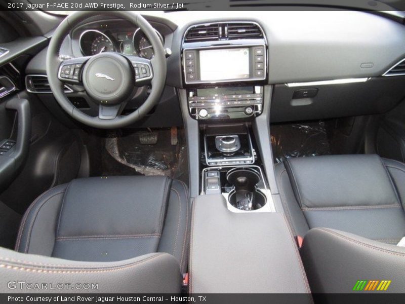 Rodium Silver / Jet 2017 Jaguar F-PACE 20d AWD Prestige