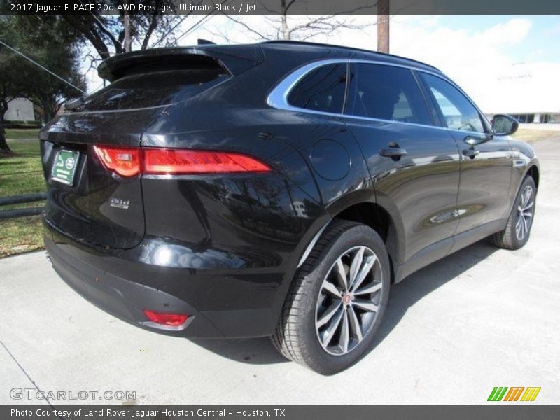 Ultimate Black / Jet 2017 Jaguar F-PACE 20d AWD Prestige