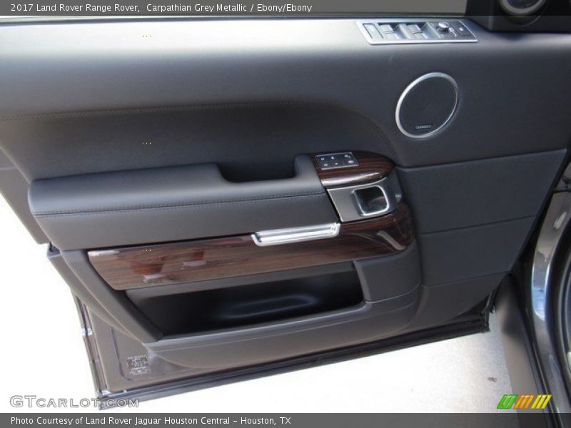 Door Panel of 2017 Range Rover 