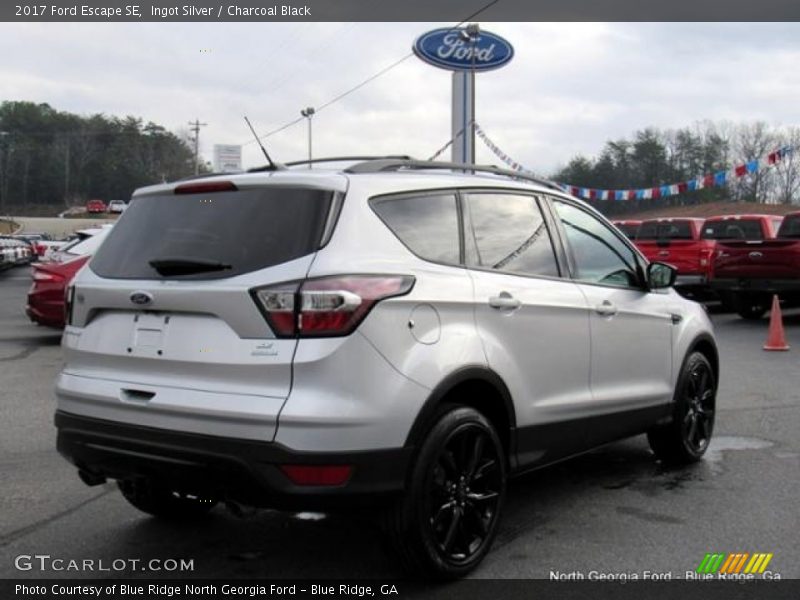 Ingot Silver / Charcoal Black 2017 Ford Escape SE