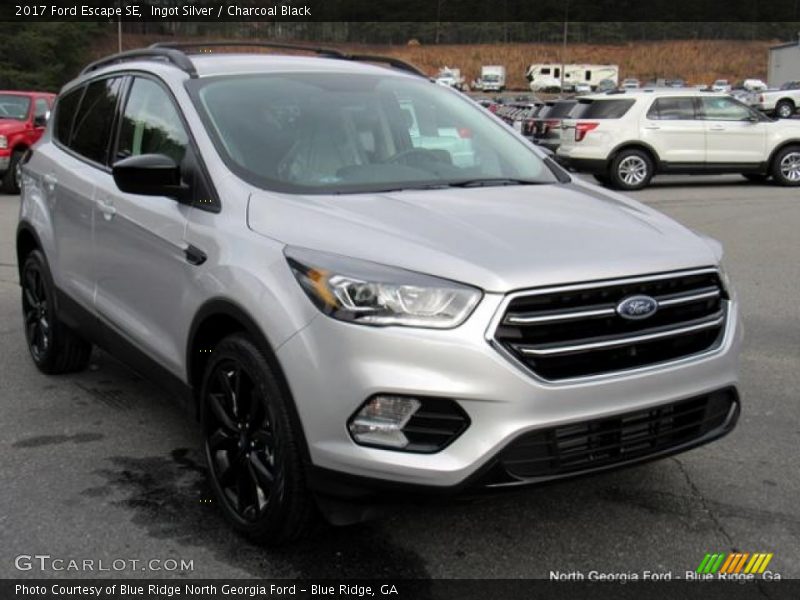 Ingot Silver / Charcoal Black 2017 Ford Escape SE