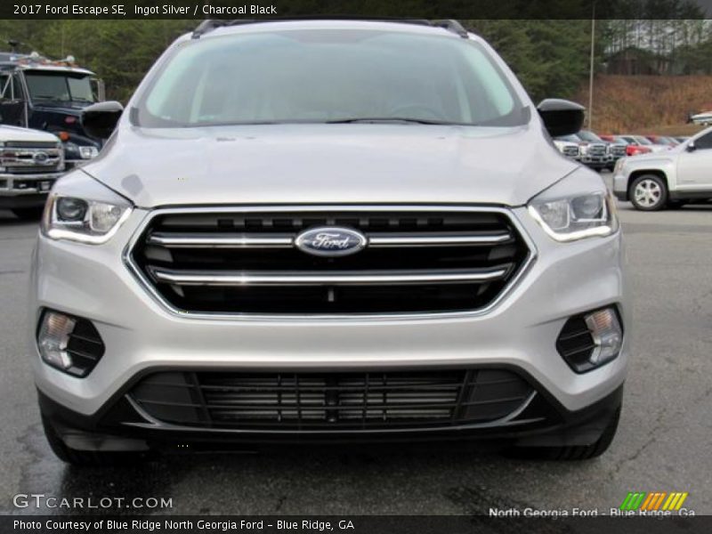 Ingot Silver / Charcoal Black 2017 Ford Escape SE