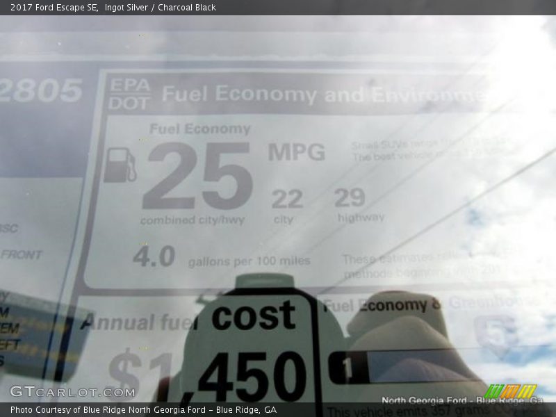 Ingot Silver / Charcoal Black 2017 Ford Escape SE