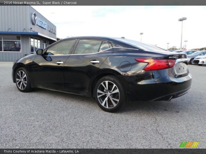 Super Black / Charcoal 2016 Nissan Maxima SL