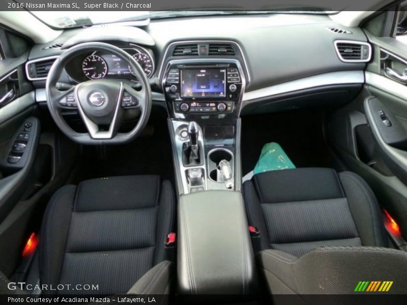 Super Black / Charcoal 2016 Nissan Maxima SL
