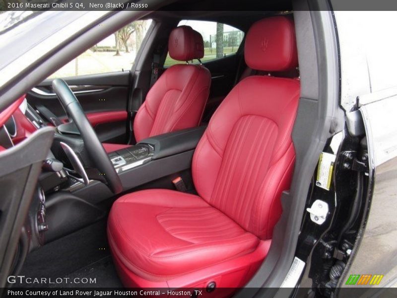 Front Seat of 2016 Ghibli S Q4