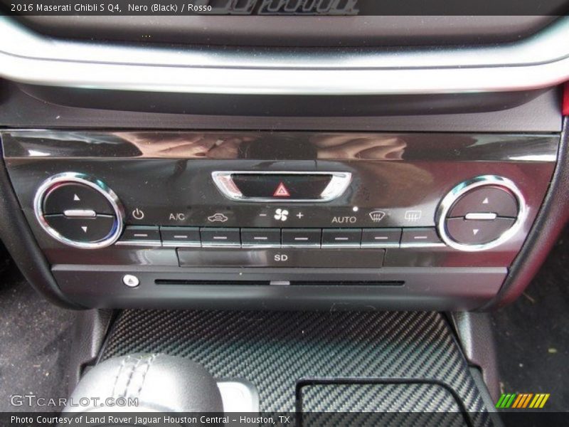 Nero (Black) / Rosso 2016 Maserati Ghibli S Q4