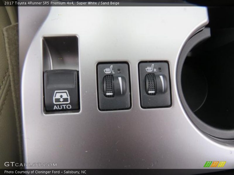 Controls of 2017 4Runner SR5 Premium 4x4