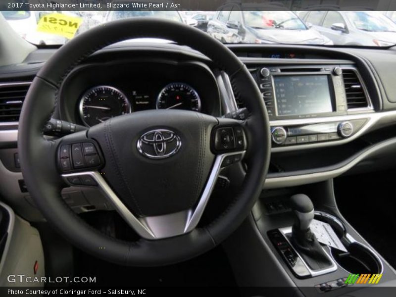 Blizzard White Pearl / Ash 2017 Toyota Highlander Limited