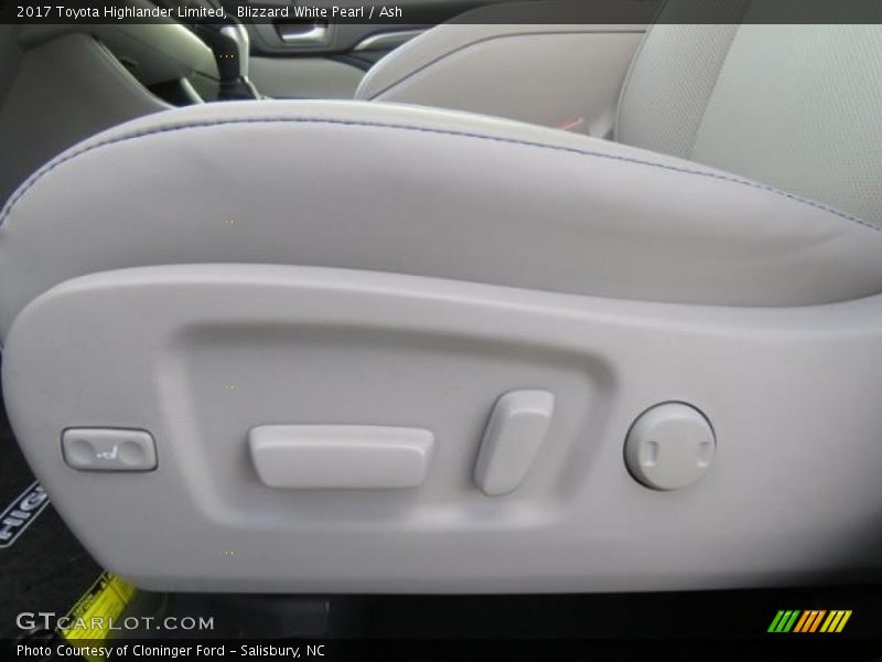 Front Seat of 2017 Highlander Limited