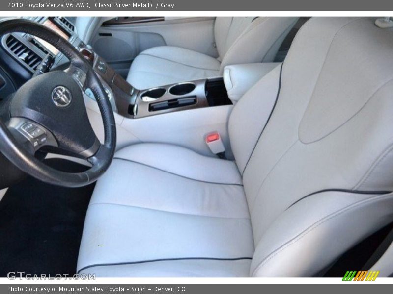 Classic Silver Metallic / Gray 2010 Toyota Venza V6 AWD