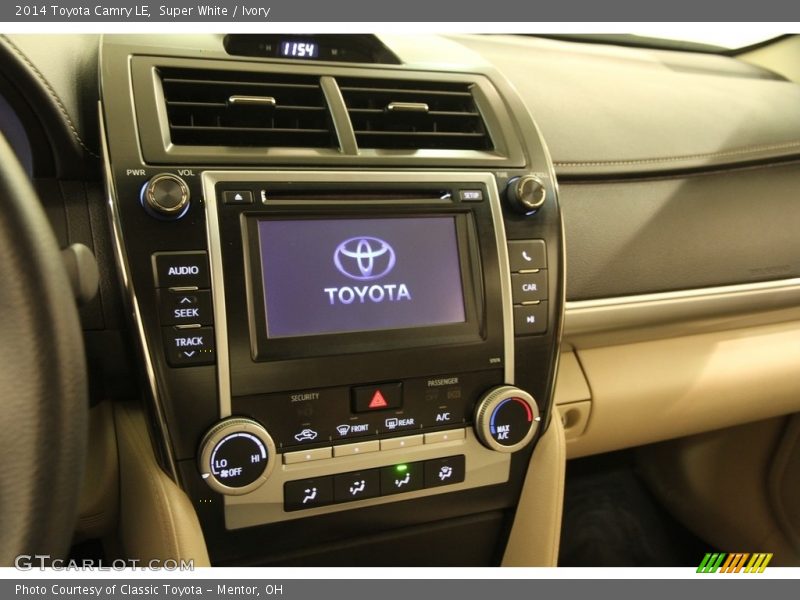Super White / Ivory 2014 Toyota Camry LE