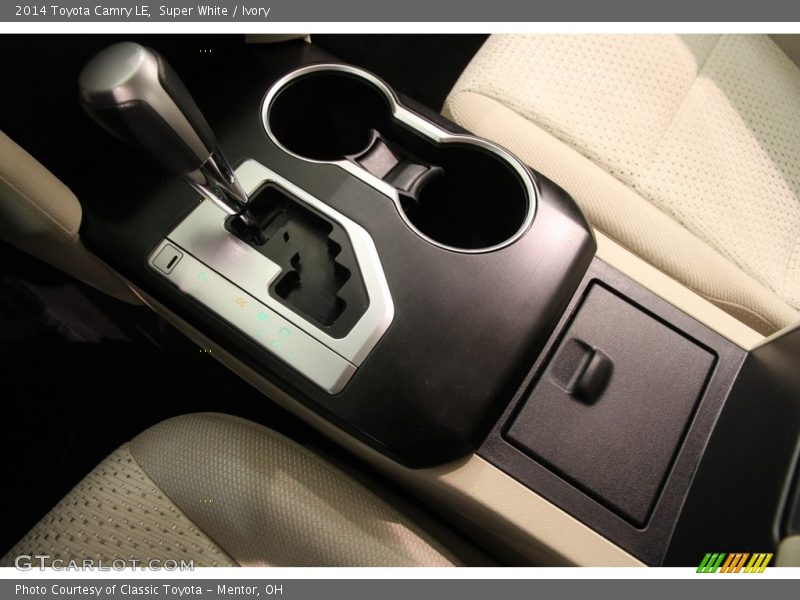 Super White / Ivory 2014 Toyota Camry LE