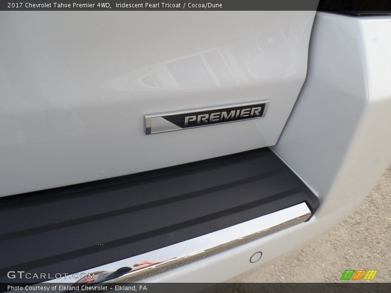 Iridescent Pearl Tricoat / Cocoa/Dune 2017 Chevrolet Tahoe Premier 4WD