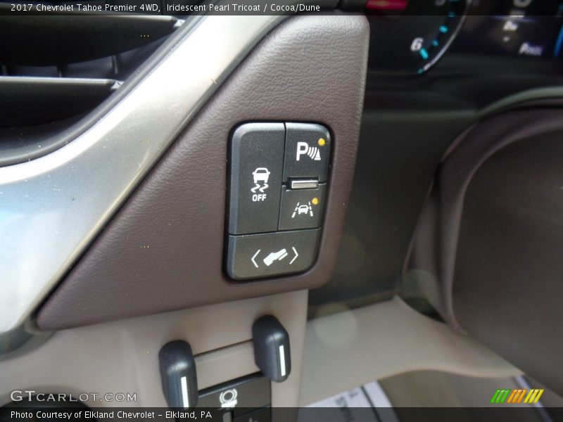 Iridescent Pearl Tricoat / Cocoa/Dune 2017 Chevrolet Tahoe Premier 4WD