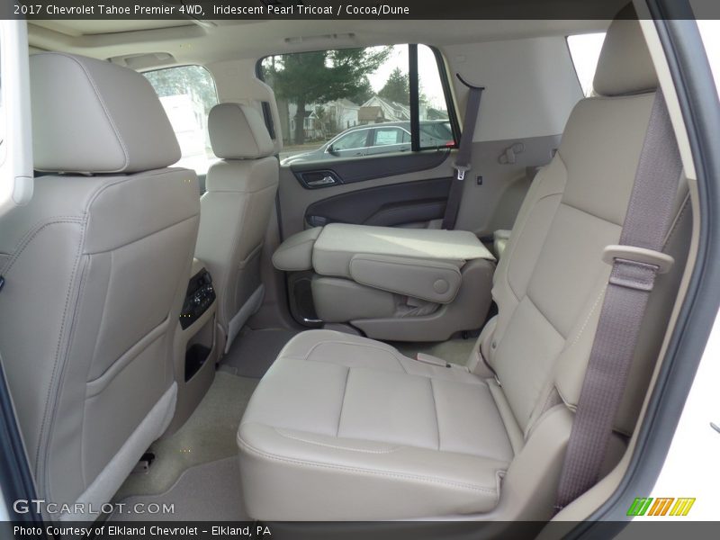 Iridescent Pearl Tricoat / Cocoa/Dune 2017 Chevrolet Tahoe Premier 4WD