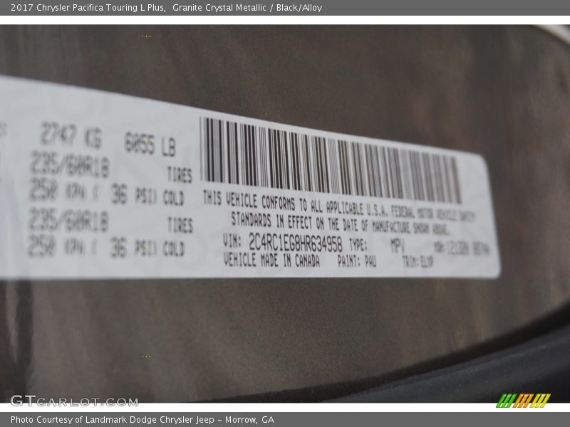Granite Crystal Metallic / Black/Alloy 2017 Chrysler Pacifica Touring L Plus